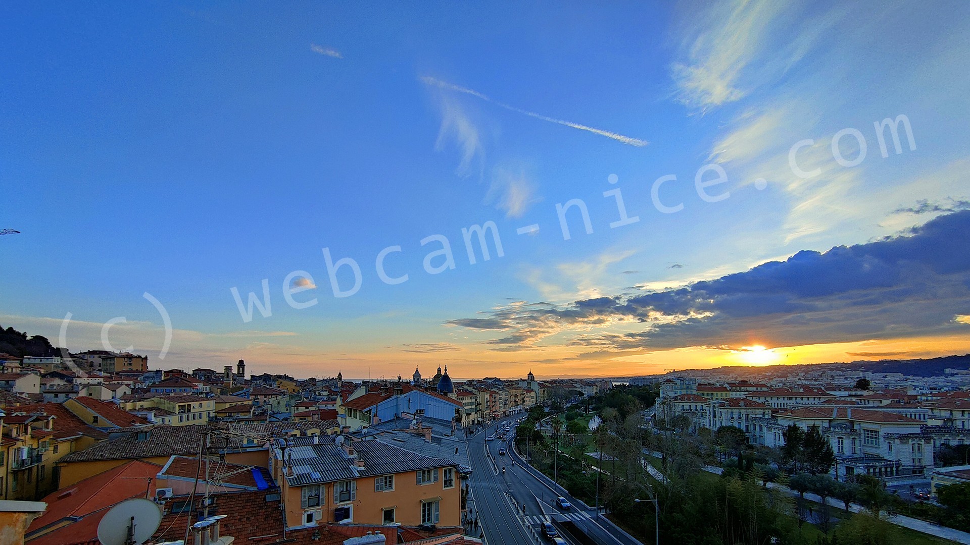 Images de Nice sur la Coulée verte, Boulevard Jean Jaurès, Vieux Nice, Garibaldi, promenade du Paillon, Collines Niçoises, Mont Boron, Observatoire, Théâtre de Nice, Acropolis, Sunset, travaux nouvelle coulée verte, théâtre