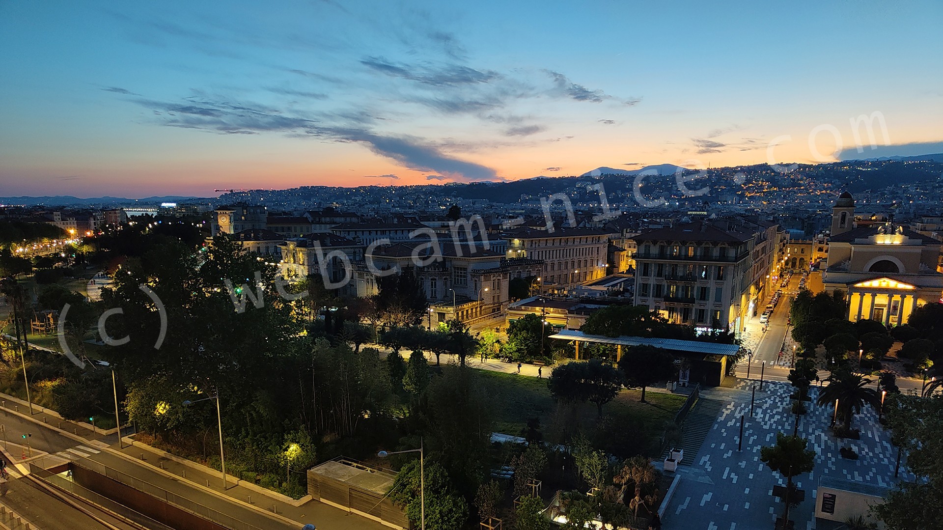 Images de Nice sur la Coulée verte, Boulevard Jean Jaurès, Vieux Nice, Garibaldi, promenade du Paillon, Collines Niçoises, Mont Boron, Observatoire, Théâtre de Nice, Acropolis, Sunset, travaux nouvelle coulée verte, théâtre