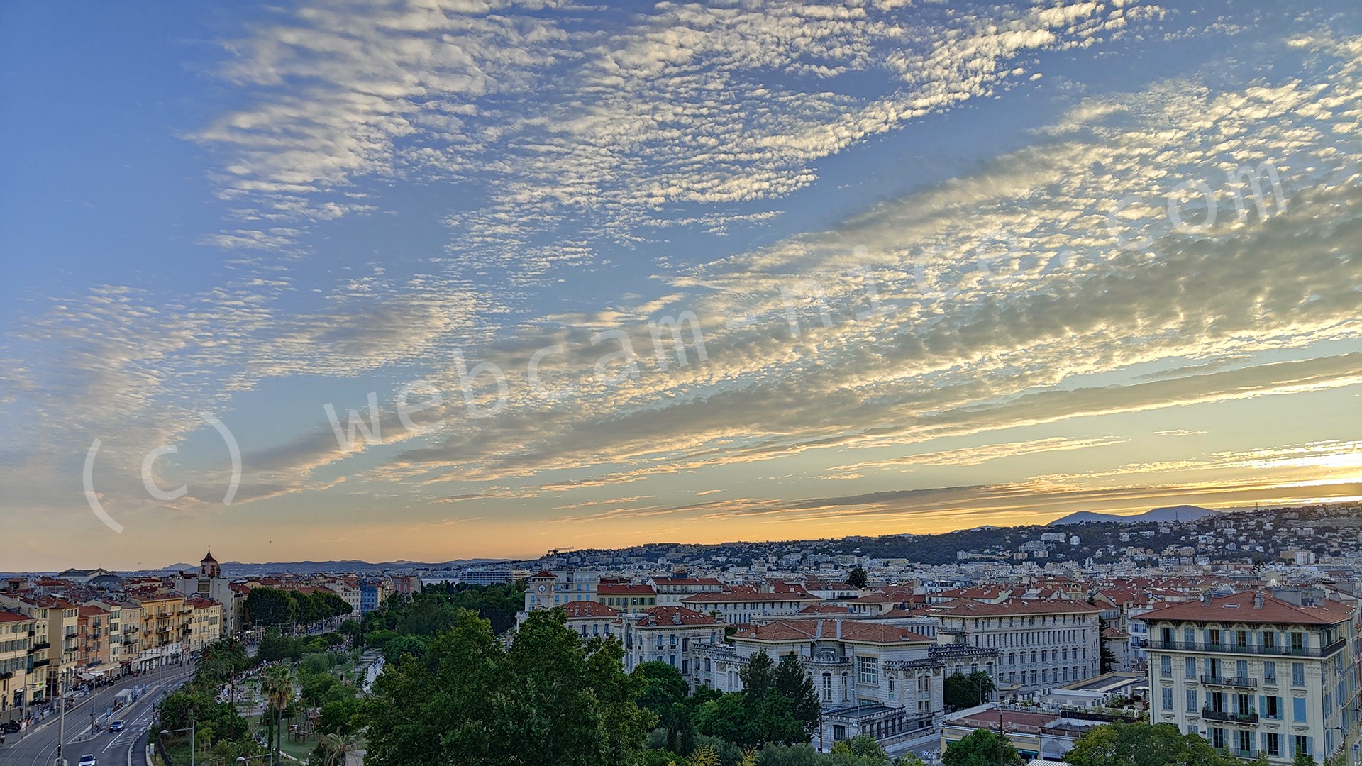 Images de Nice sur la Coulée verte, Boulevard Jean Jaurès, Vieux Nice, Garibaldi, promenade du Paillon, Collines Niçoises, Mont Boron, Observatoire, Théâtre de Nice, Acropolis, Sunset, travaux nouvelle coulée verte, théâtre